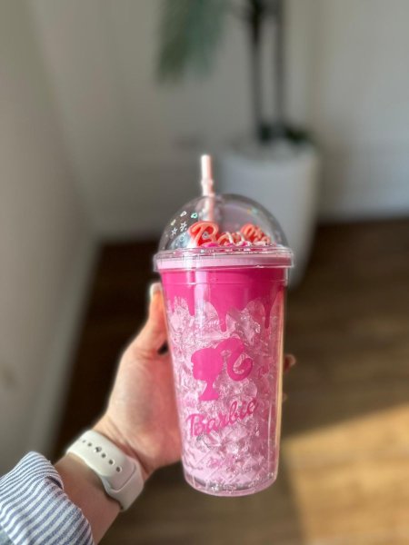 مطرة ثلج _Barbie